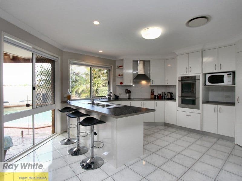 11 Dewberry Close, EIGHT MILE PLAINS QLD 4113, Eight Mile Plains - Thumbnail 4