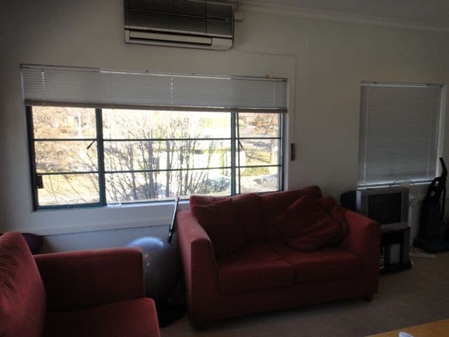 1/10 Barker Street, GRIFFITH ACT 2603, Griffith - Thumbnail 2