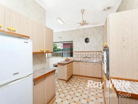 40 Burlington Street, MONTEREY NSW 2217, Monterey - Thumbnail 4