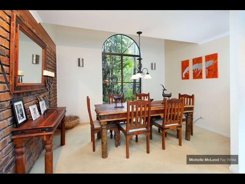 4 Greenhood Street, INDOOROOPILLY QLD 4068, Indooroopilly - Thumbnail 5