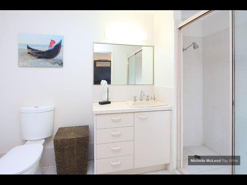 4 Greenhood Street, INDOOROOPILLY QLD 4068, Indooroopilly - Thumbnail 8