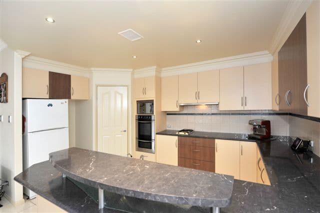 13 Banksdale Drive, MIDDLE RIDGE QLD 4350, Middle Ridge - Thumbnail 6
