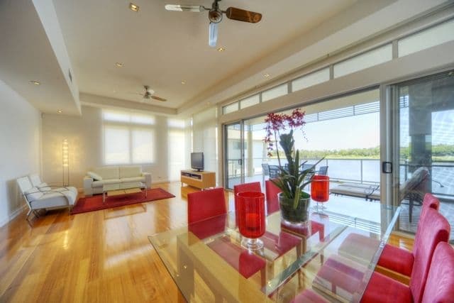 6079 Lugano Drive, HOPE ISLAND QLD 4212, Hope Island - Thumbnail 3