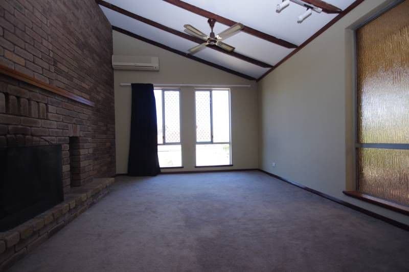 26 Whitworth Avenue, GIRRAWHEEN WA 6064, Girrawheen - Thumbnail 5
