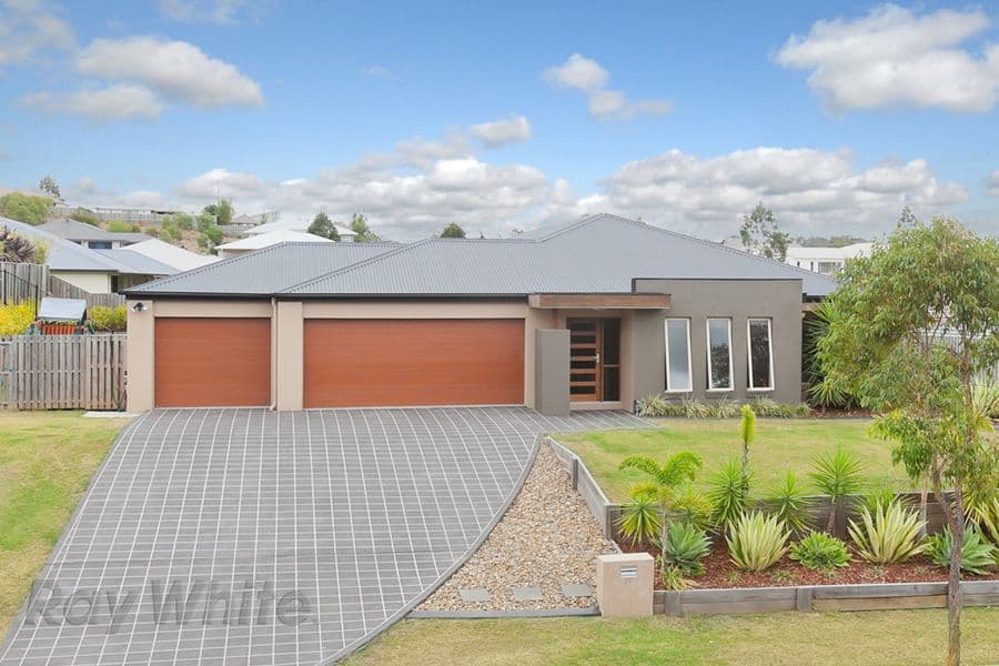27 Ambrose Drive, AUGUSTINE HEIGHTS QLD 4300, Augustine Heights - Thumbnail 3