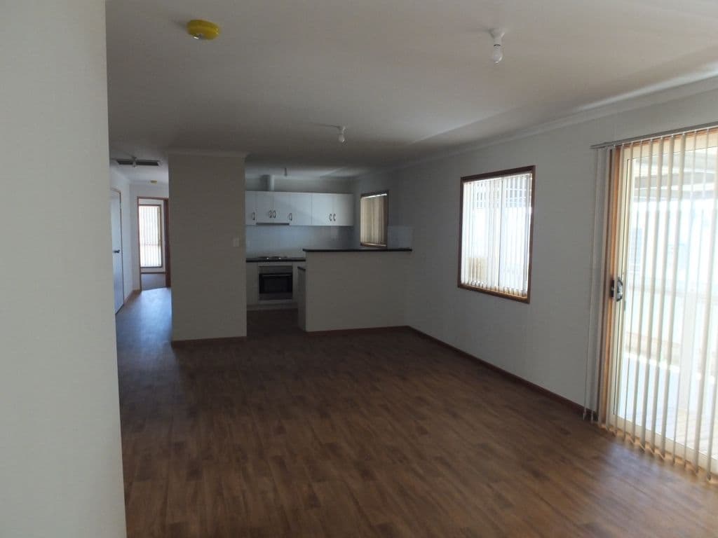 3 Bayview Parade, NORTH BEACH SA 5556, North Beach - Thumbnail 4