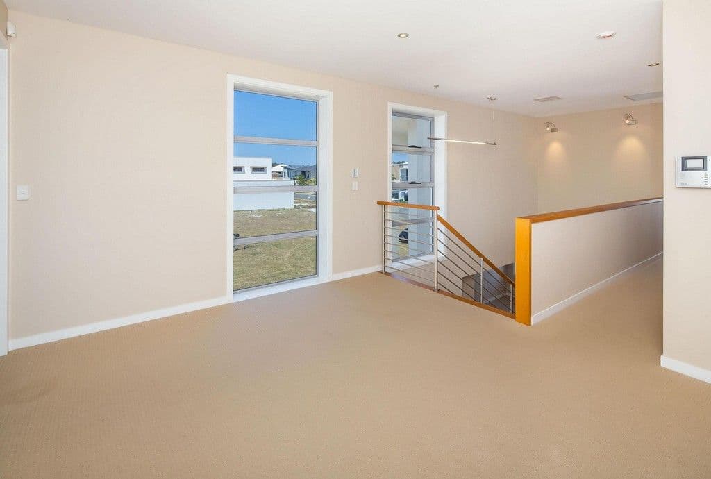 32 Harbourvue Court, HELENSVALE QLD 4212, Helensvale - Thumbnail 5