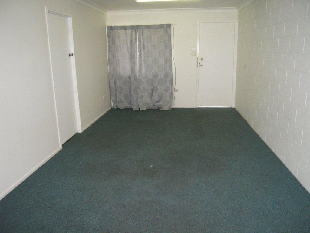 32 Symons Street, PARK AVENUE QLD 4701, Park Avenue - Thumbnail 3