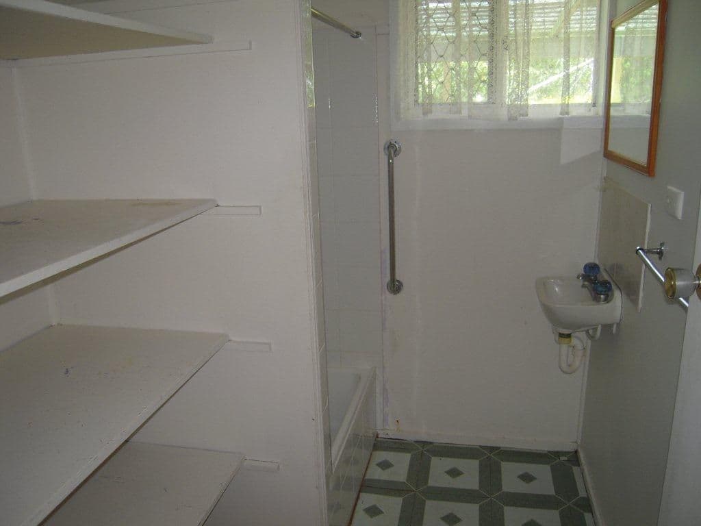 32 Symons Street, PARK AVENUE QLD 4701, Park Avenue - Thumbnail 6