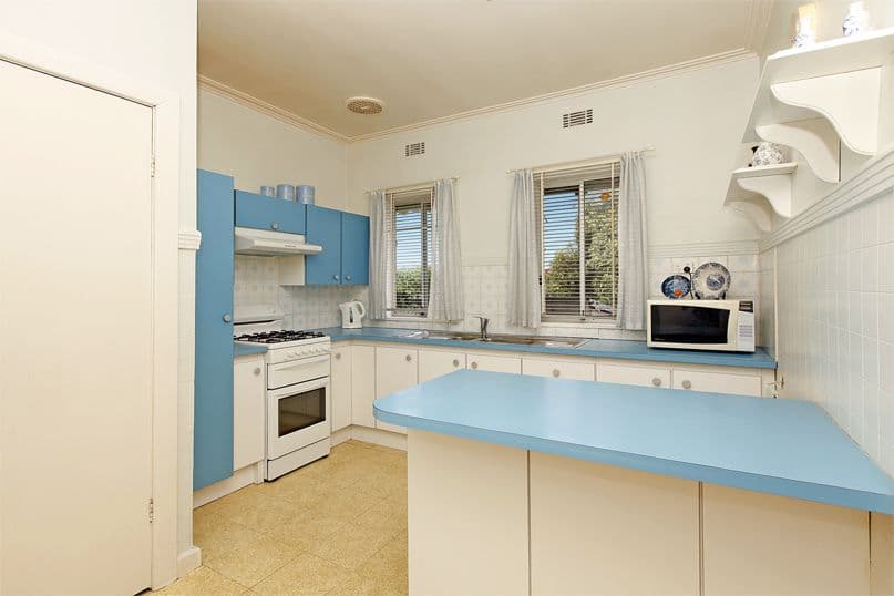 19 James Street, PRESTON VIC 3072, Preston - Thumbnail 2