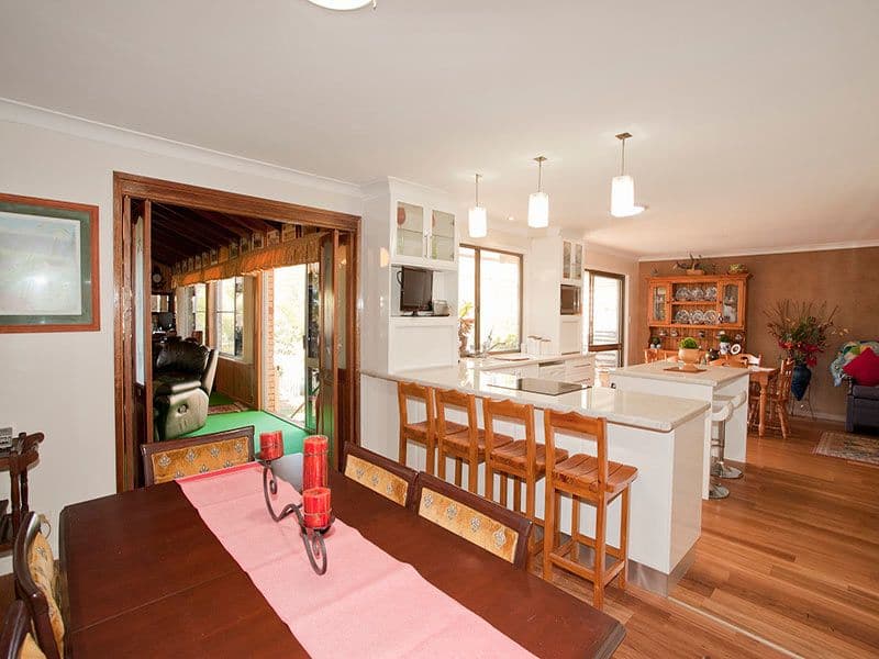 8 Cullen Court, ROCKVILLE QLD 4350, Rockville - Thumbnail 7