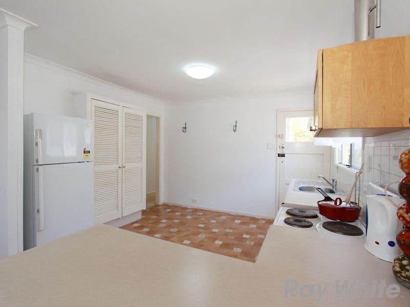 16 Grantsell Street, ASPLEY QLD 4034, Aspley - Thumbnail 3