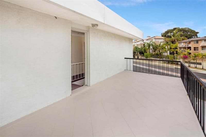 4-1 Brighton Street, BIGGERA WATERS QLD 4216, Biggera Waters - Thumbnail 7