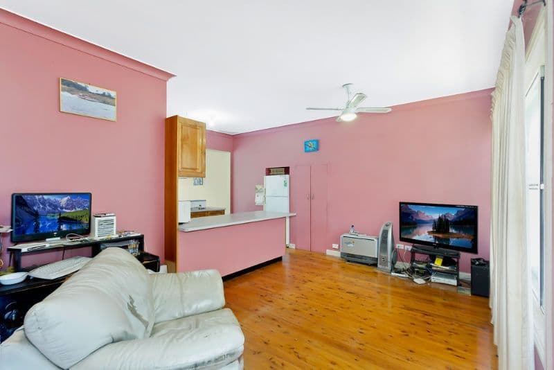 3 Albatross Road, BERKELEY VALE NSW 2261, Berkeley Vale - Thumbnail 5