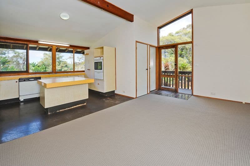 35 St Helens Avenue, MOUNT KURING-GAI NSW 2080, Mount Kuring-Gai - Thumbnail 2