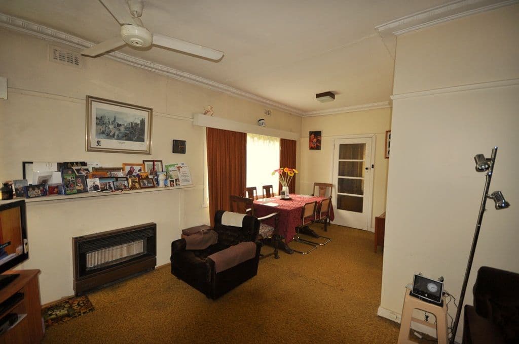 105 Careys Road, SCARSDALE VIC 3351, Scarsdale - Thumbnail 3