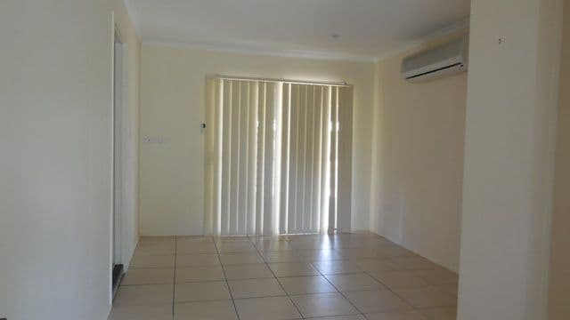 15 Henry Court, BEACONSFIELD QLD 4740, Beaconsfield - Thumbnail 7