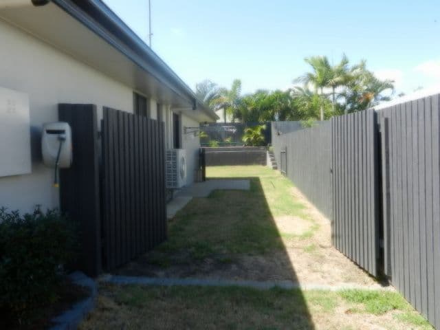 14 HELMSMAN Drive, SHOAL POINT QLD 4750, Shoal Point - Thumbnail 3