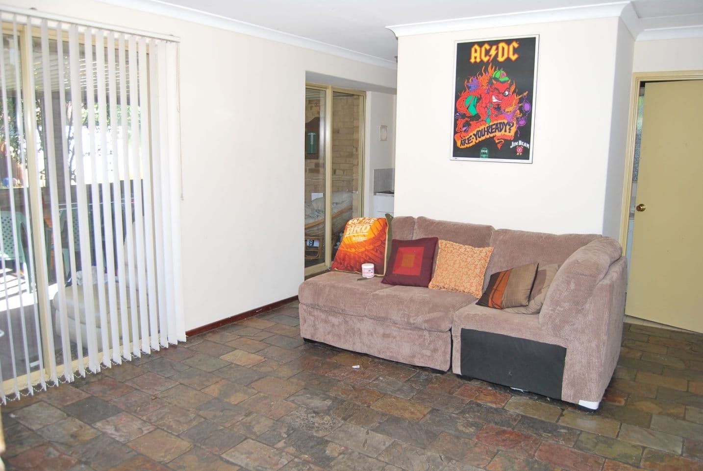 14 Sandridge Street, GOSNELLS WA 6110, Gosnells - Thumbnail 4