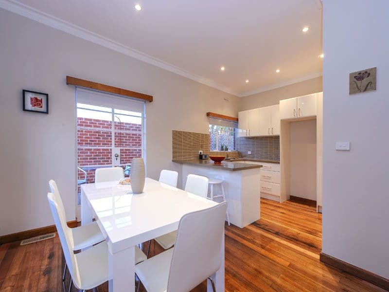 10 Clyde Street, BOX HILL NORTH VIC 3129, Box Hill North - Thumbnail 4