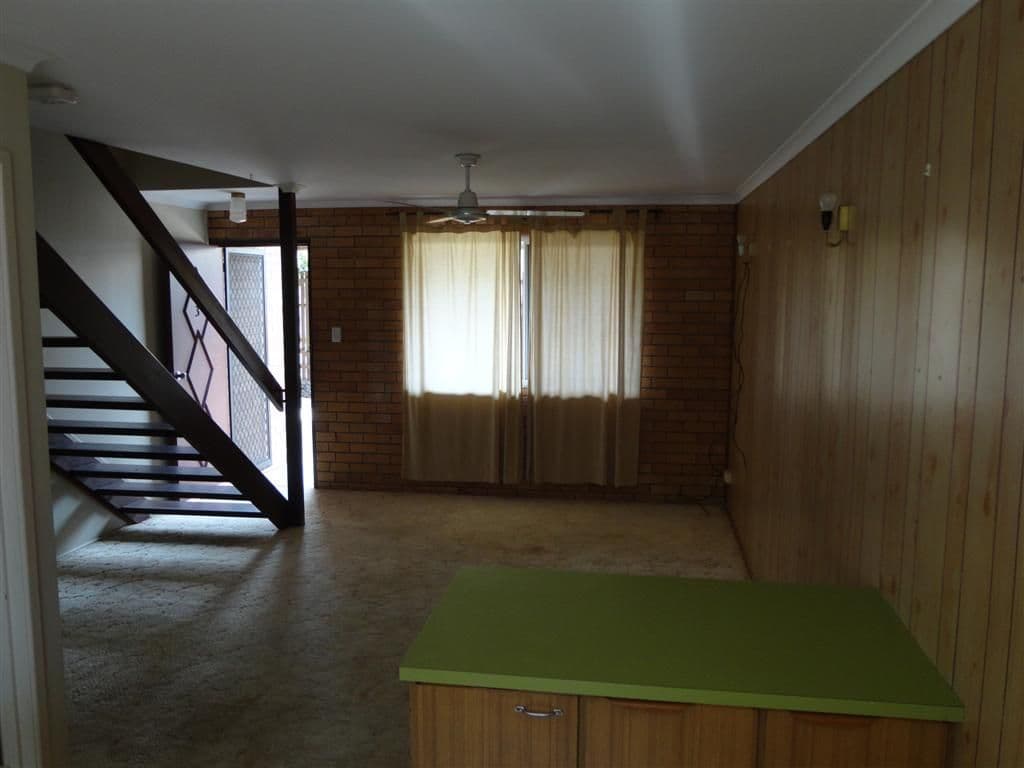 80 Hibiscus Street, URANGAN QLD 4655, Urangan - Thumbnail 3