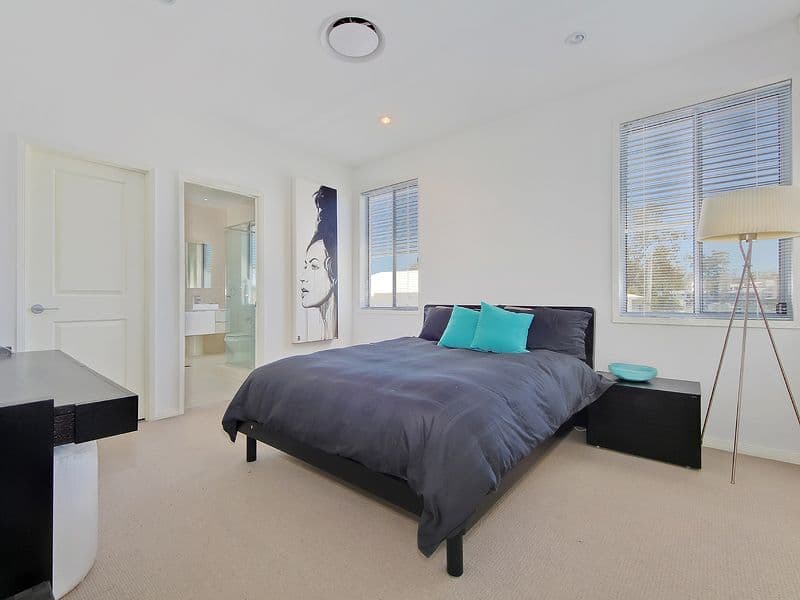 7 Saleya Drive, VARSITY LAKES QLD 4227, Varsity Lakes - Thumbnail 6