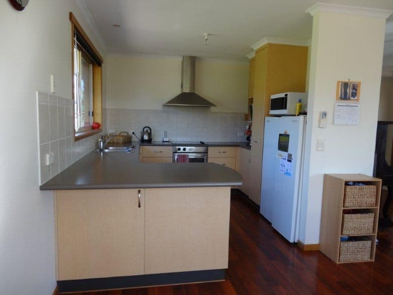 25 Manor Gardens, KINGSTON TAS 7050, Kingston - Thumbnail 2