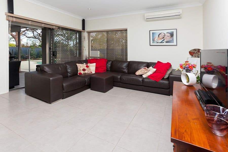 132 Tristania Way, MOUNT GRAVATT EAST QLD 4122, Mount Gravatt East - Thumbnail 3
