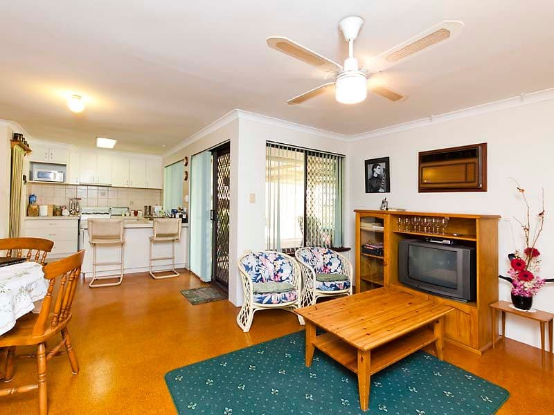 44 Willmott Drive, COOLOONGUP WA 6168, Cooloongup - Thumbnail 3