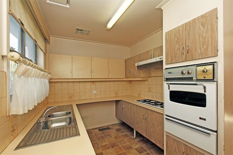 393 Gilbert Road, PRESTON VIC 3072, Preston - Thumbnail 4