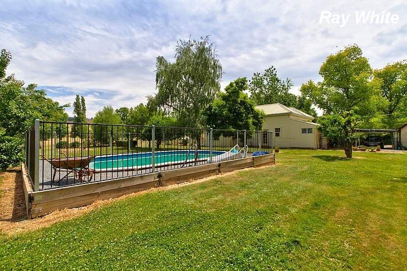 2399 Tallangatta Creek Road, TALLANGATTA VALLEY VIC 3701, Tallangatta Valley - Thumbnail 3