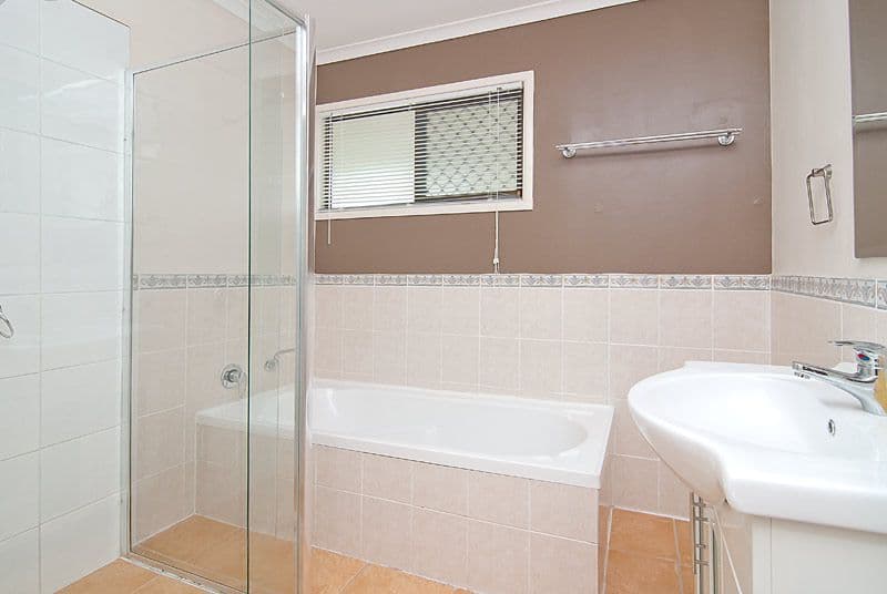 6 Satinwood Street, CRESTMEAD QLD 4132, Crestmead - Thumbnail 6