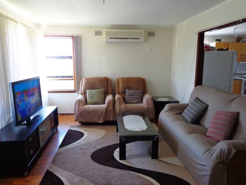 11 Tyrell Crescent, FAIRFIELD WEST NSW 2165, Fairfield West - Thumbnail 3
