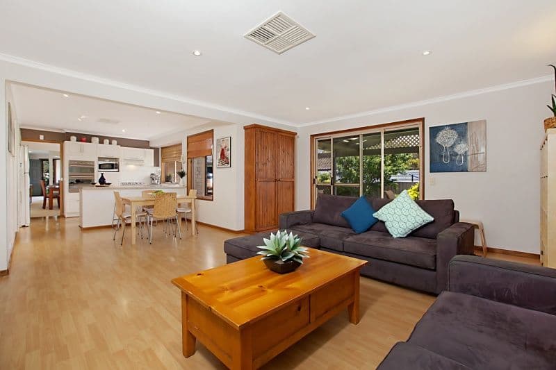 2 The Common, ONKAPARINGA HILLS SA 5163, Onkaparinga Hills - Thumbnail 4