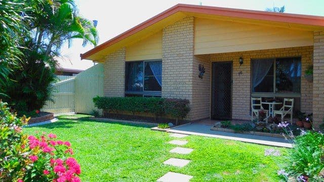 16 Napier Street, SOUTH MACKAY QLD 4740, South Mackay - Thumbnail 2