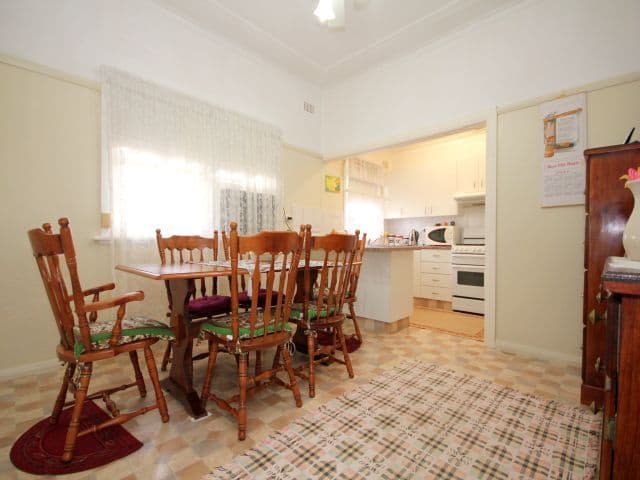 18 Petunia Avenue, BANKSTOWN NSW 2200, Bankstown - Thumbnail 6