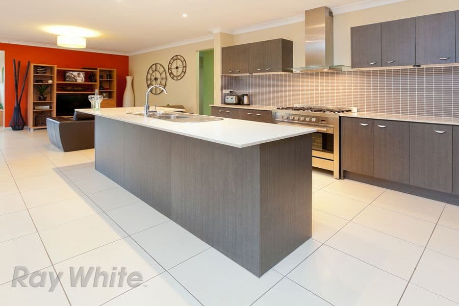 27 Ambrose Drive, AUGUSTINE HEIGHTS QLD 4300, Augustine Heights - Thumbnail 6