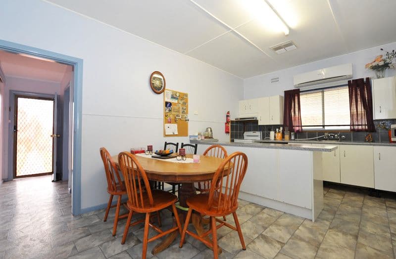 26 Gould Street, NARRABRI NSW 2390, Narrabri - Thumbnail 3
