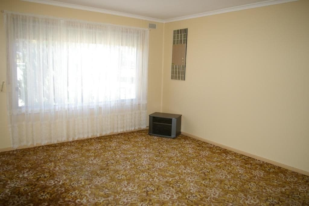45 Milne Terrace, MOONTA SA 5558, Moonta - Thumbnail 3