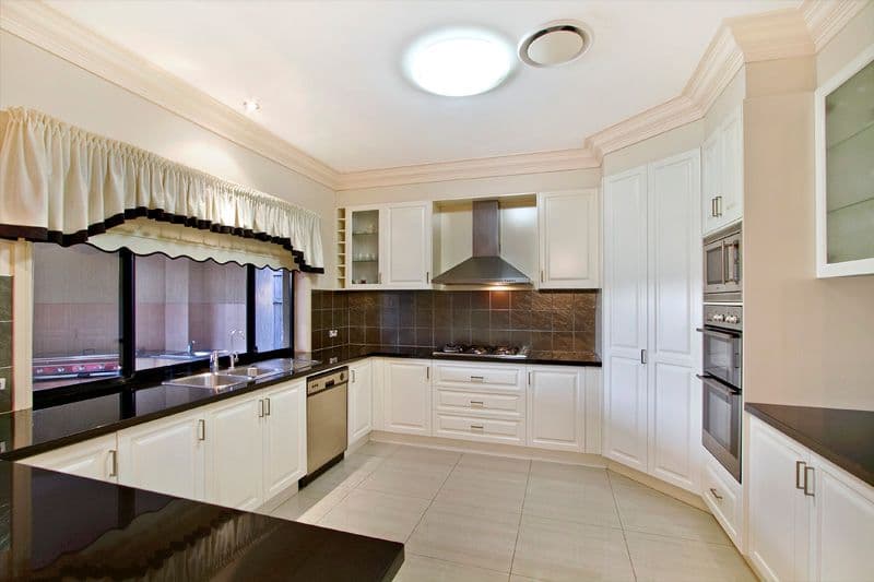 100 The Parkway, STRETTON QLD 4116, Stretton - Thumbnail 4