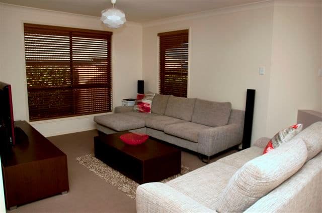 345 Ramsay Street, MIDDLE RIDGE QLD 4350, Middle Ridge - Thumbnail 2