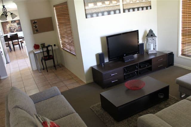 345 Ramsay Street, MIDDLE RIDGE QLD 4350, Middle Ridge - Thumbnail 3