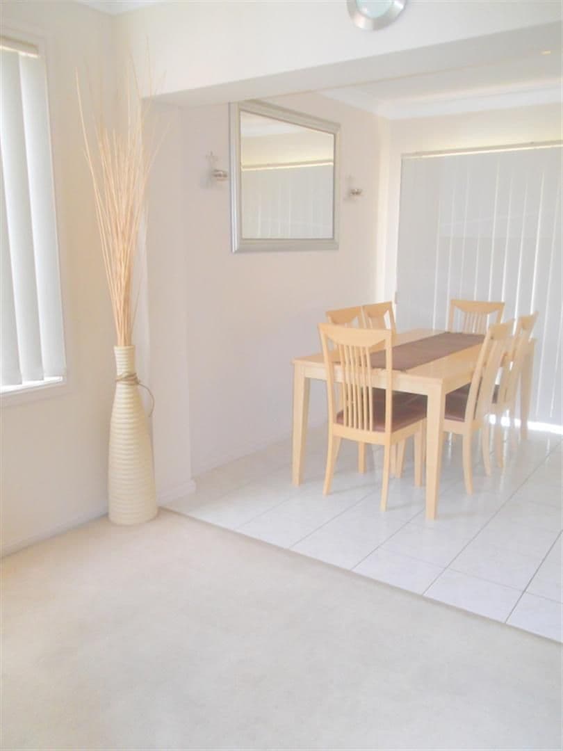 8A Watts Place, WEST HOXTON NSW 2171, West Hoxton - Thumbnail 4