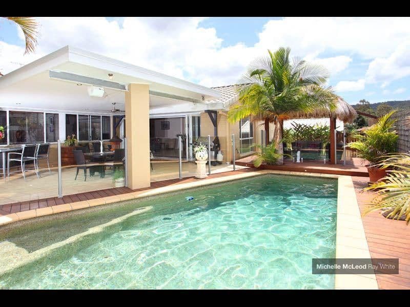 4 Juniper Close, CHAPEL HILL QLD 4069, Chapel Hill - Image 1