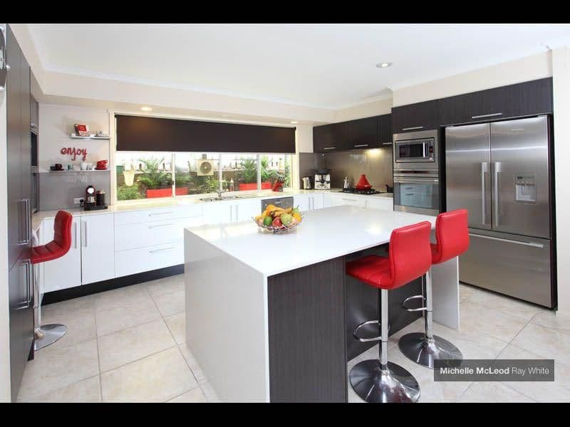 4 Juniper Close, CHAPEL HILL QLD 4069, Chapel Hill - Thumbnail 4