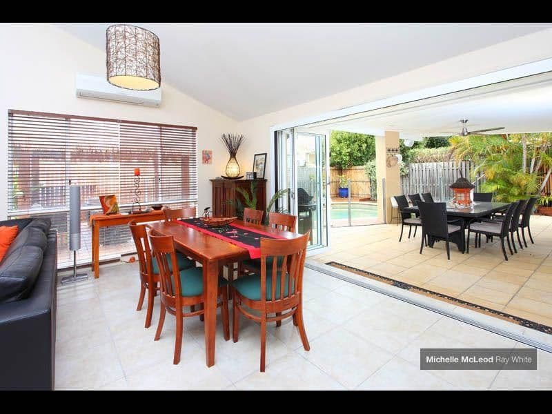 4 Juniper Close, CHAPEL HILL QLD 4069, Chapel Hill - Thumbnail 6
