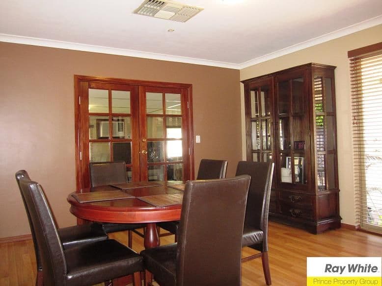 10 Pinewood Place, BEECHBORO WA 6063, Beechboro - Thumbnail 3