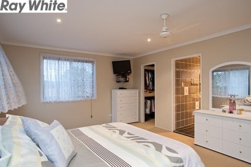 1 Kareela Court, KIPPA-RING QLD 4021, Kippa-Ring - Thumbnail 8