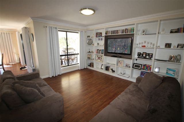 106 Jones Road, WITHCOTT QLD 4352, Withcott - Thumbnail 4