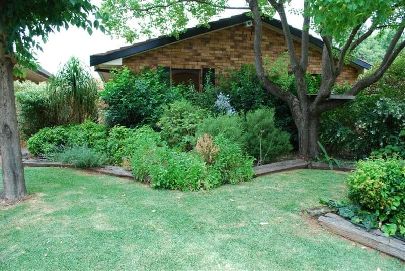 27 Beveridge Crescent, DUBBO NSW 2830, Dubbo - Thumbnail 4